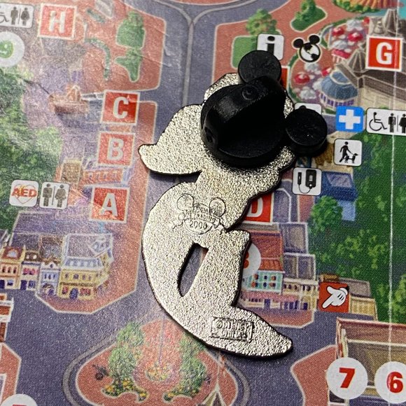 Disney Ariel The Little Mermaid 2008 Pin - Picture 3 of 4